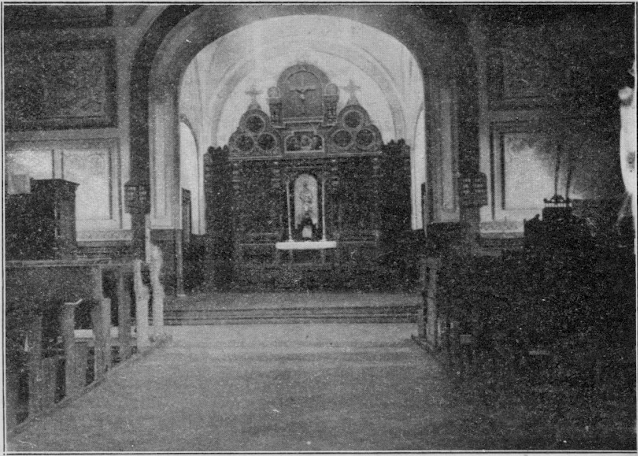 Wnętrze kościoła, 192x