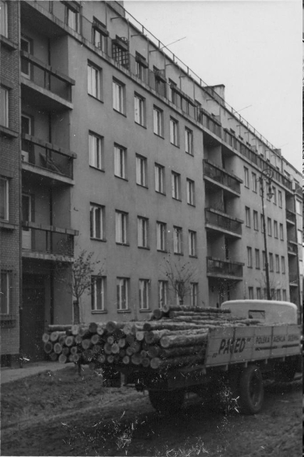 Asfaltowa 19, 1937