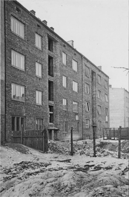 Różana, 1938
