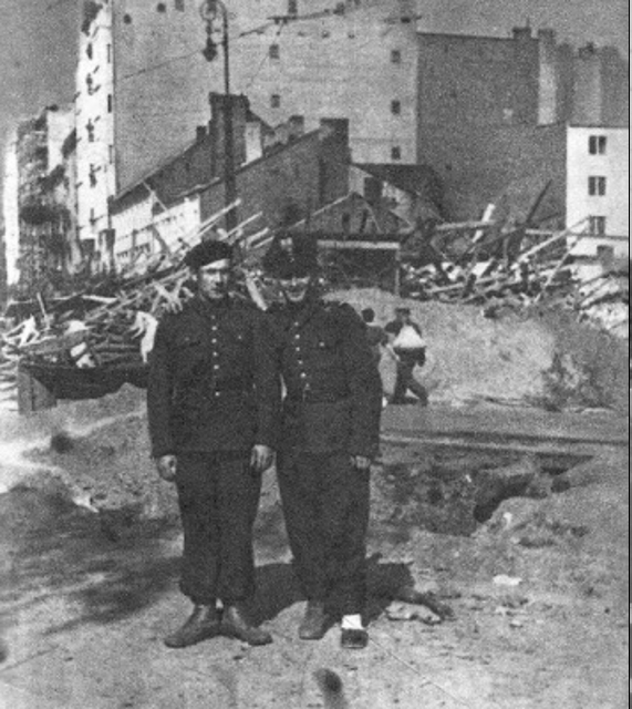 Puławska, 1945