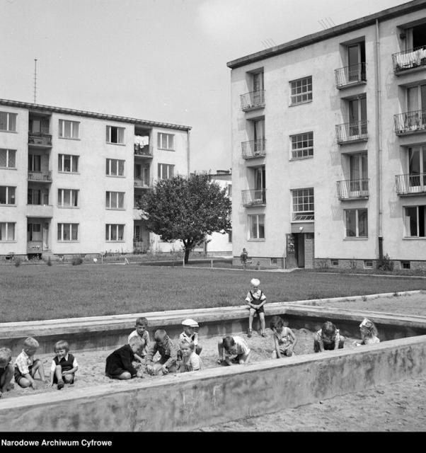 Wołoska 82a, 1951