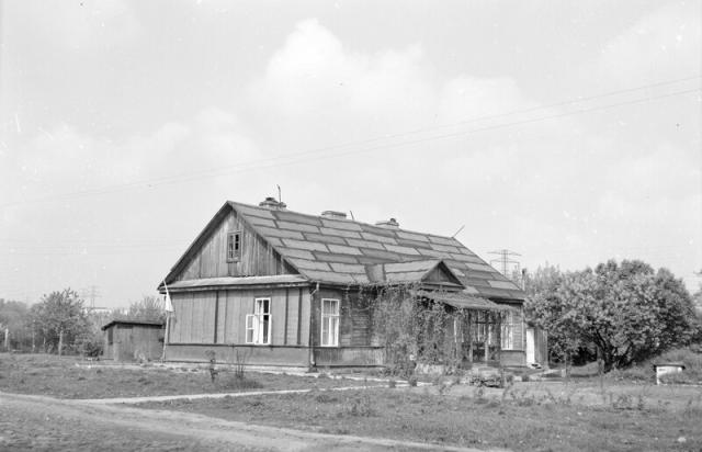 Idzikowskiego 40, 1968