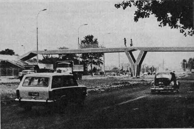 Sobieskiego, 1975 Sobieskiego, 1975