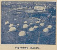 Napełnianie balonów, 1938