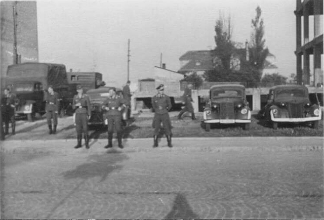 Al. Niepodległości, 1943 Al. Niepodległości, 1943