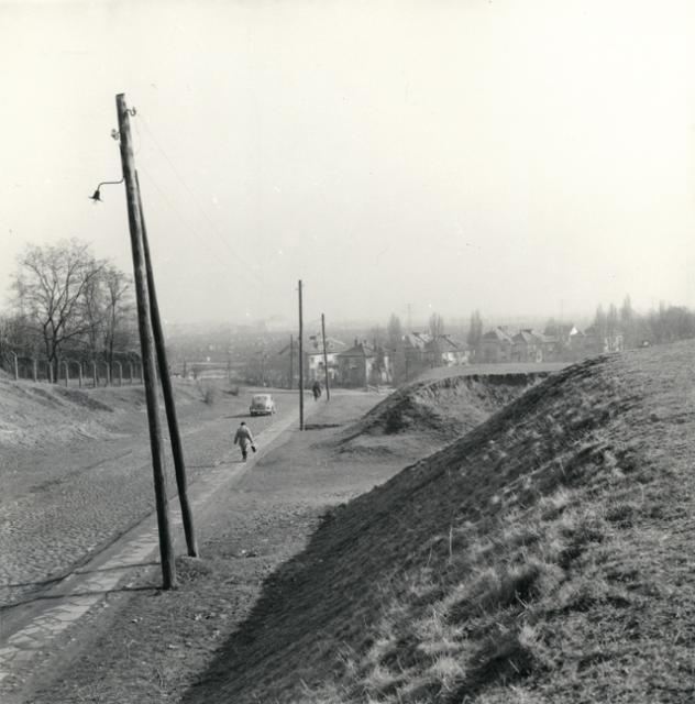 Idzikowskiego, 1964