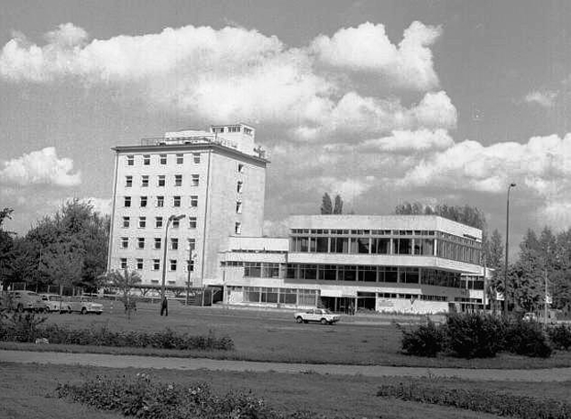 Al Niepodległości 52 - ok. 1975