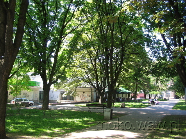 Skwer Słonimskiego, 2005